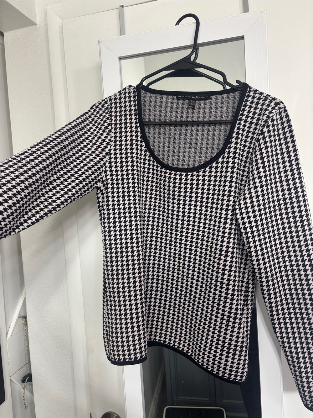 White House Black Market Black and White Houndstooth Knit Top